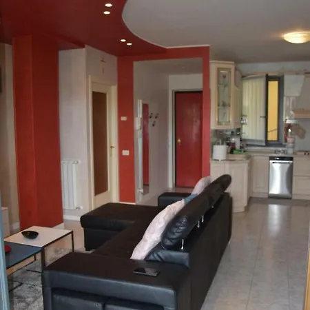 Icaro Apartment